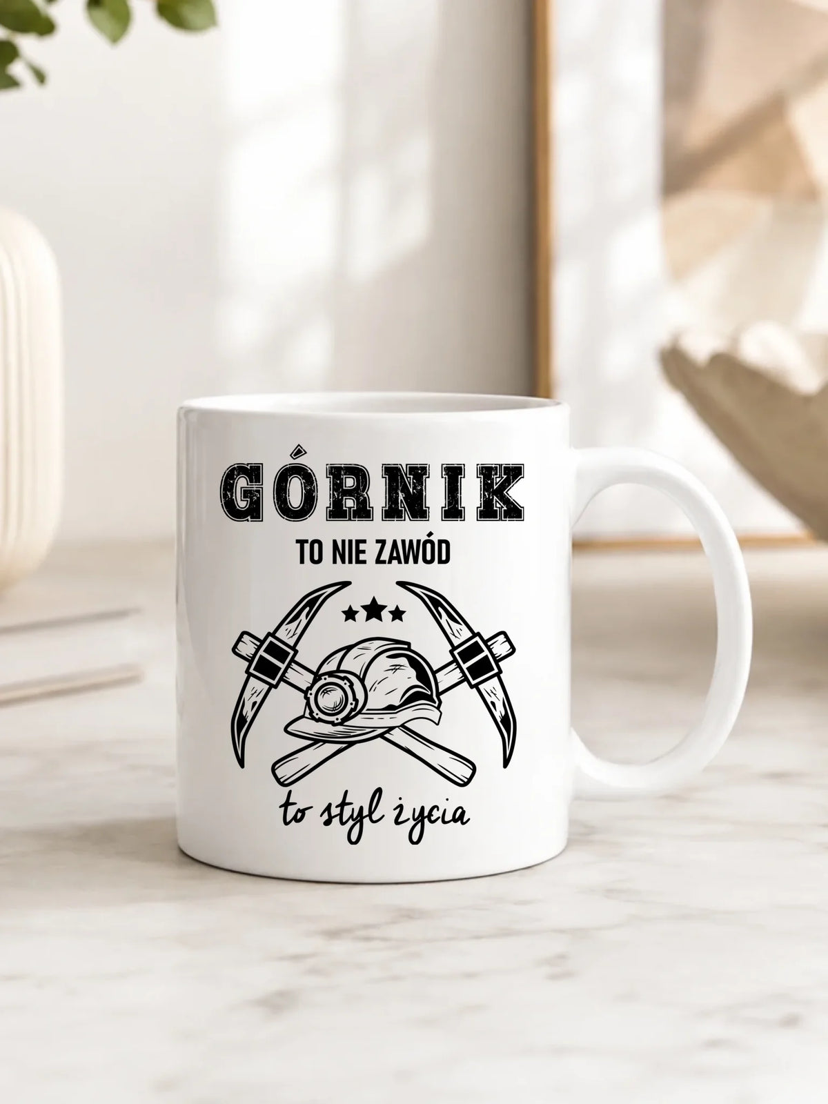 Prezent na święta dla górnika biały kubek z nadrukiem - Górnik to nie zawód, to styl życia