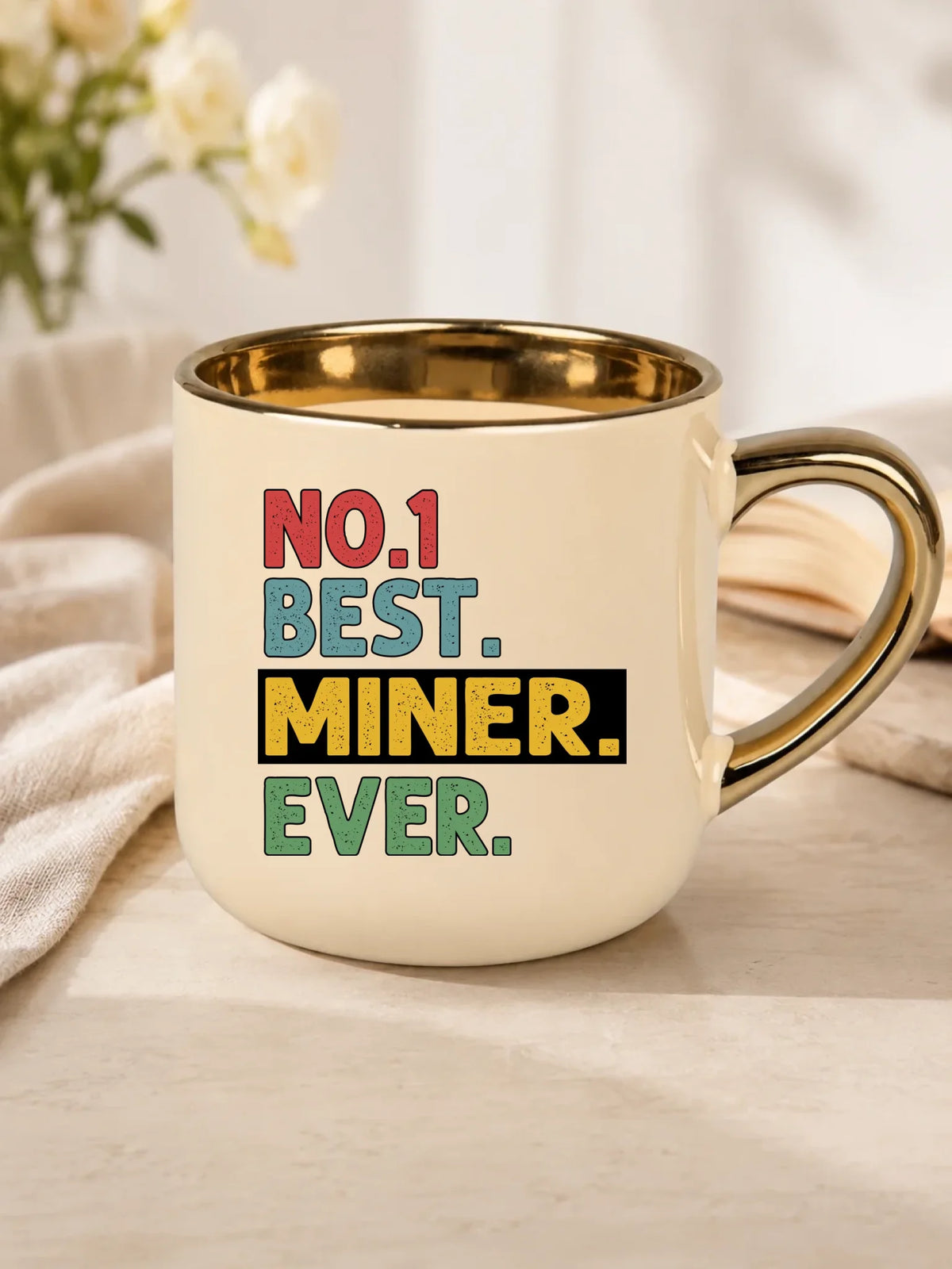 Prezent na Dzień Górnika biały kubek ze złotym rantem z nadrukiem - Best Miner Ever
