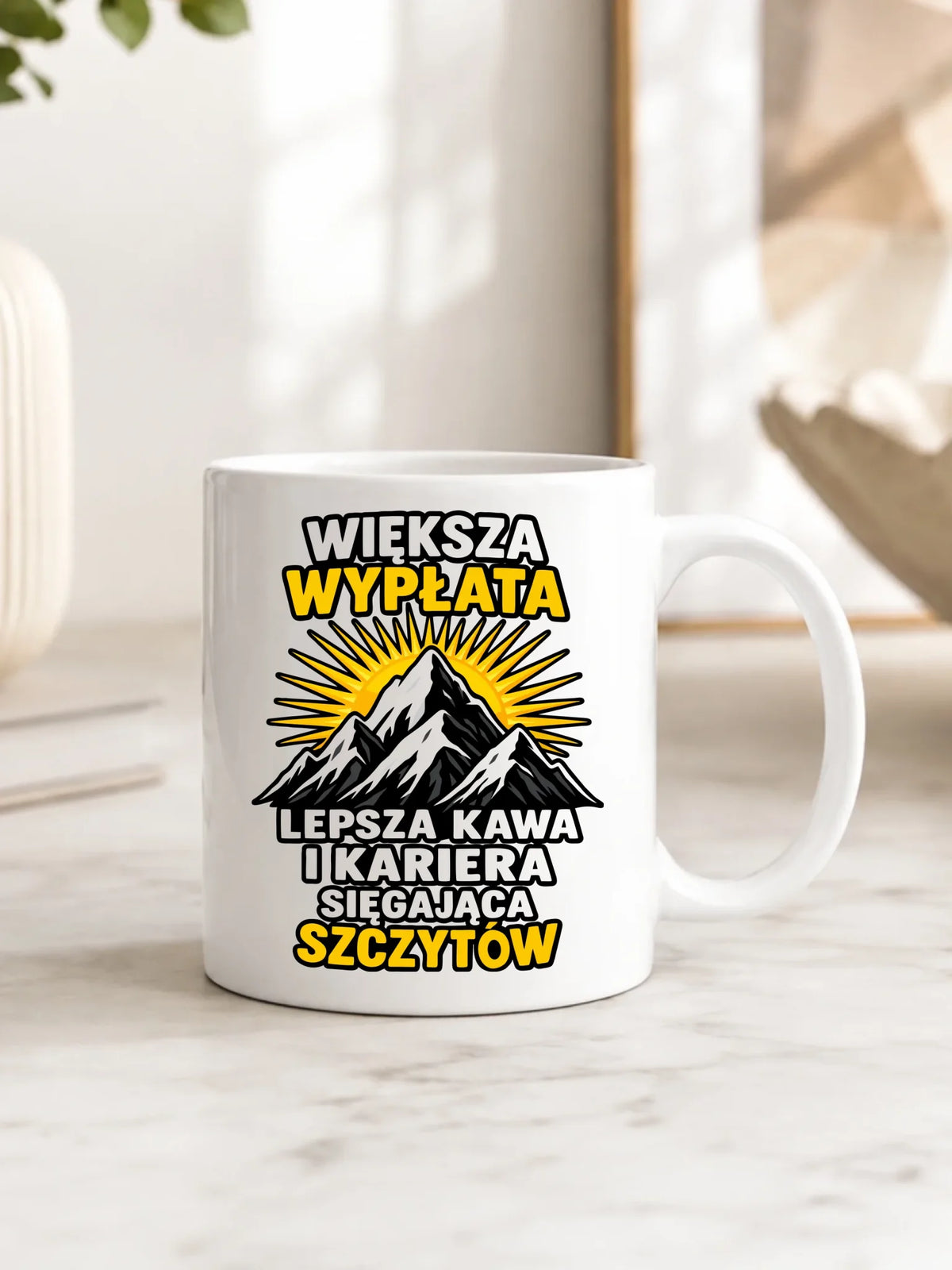 Prezent na odejście z pracy, biały kubek z nadrukiem - Większa wypłata, lepsza kawa