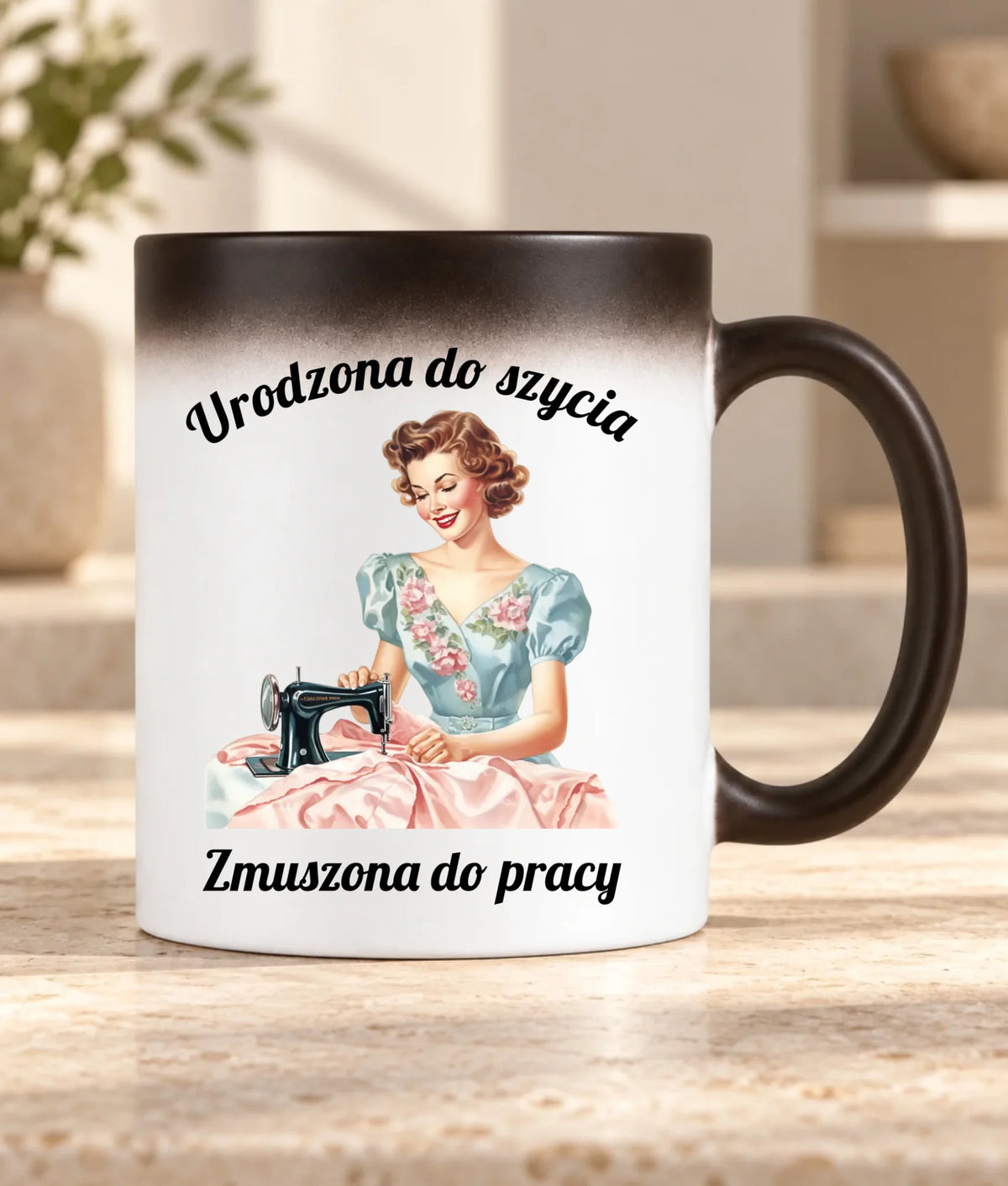 Kubek magiczny szyciowy dla krawcowej - Urodzona do szycia HS18