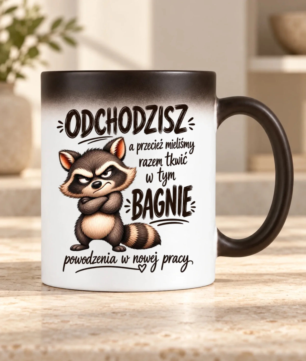 Kubek magiczny na odejście z pracy - Razem w tym bagnie