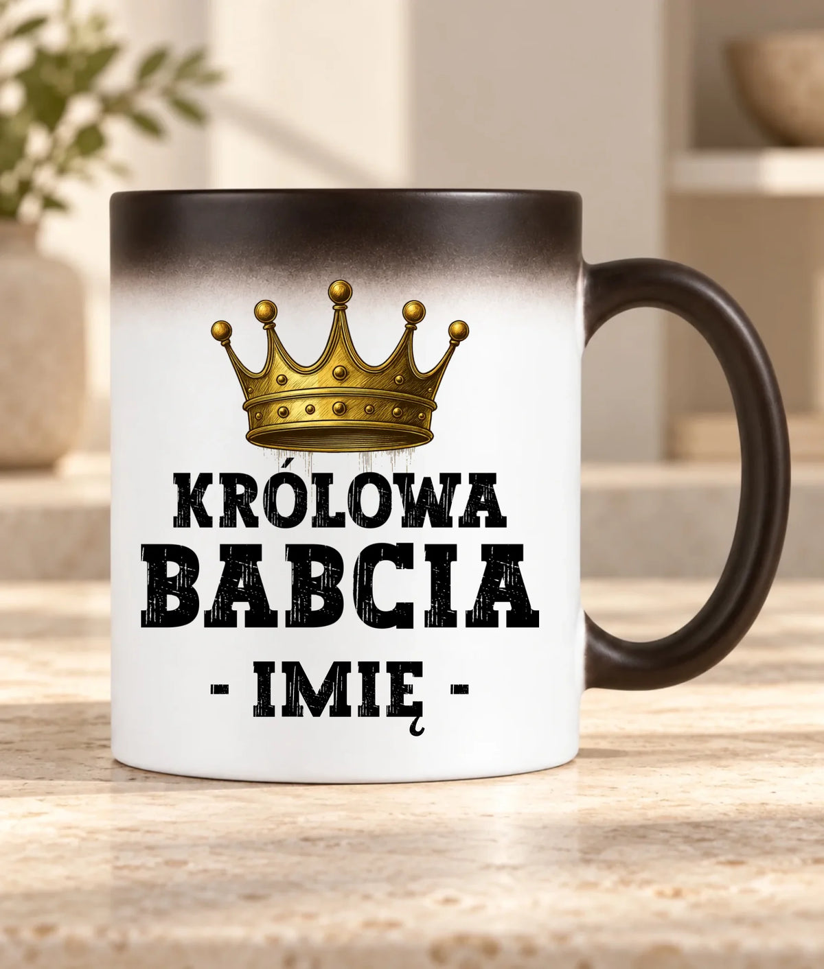 Kubek magiczny dla babci - Królowa Babcia - personalizowany B17